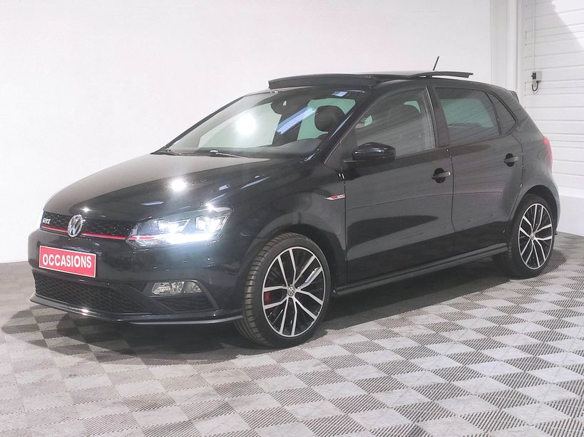Volkswagen POLO 2017 - Photo n°1