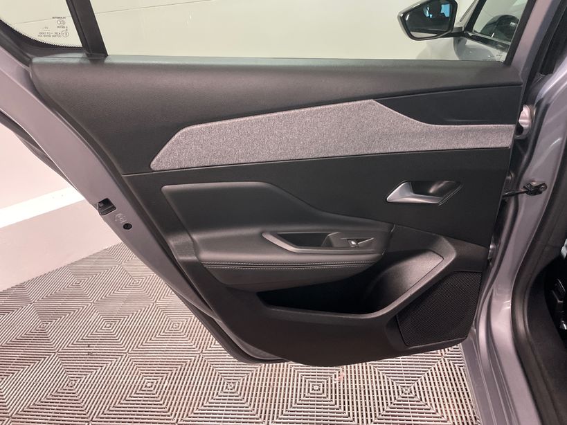 PEUGEOT 308 2023 - Photo n°24