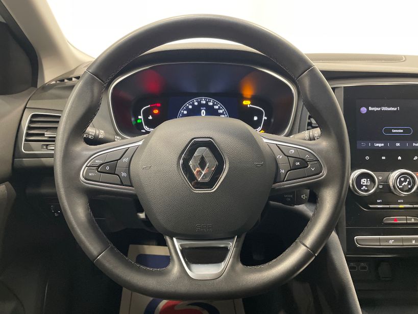 RENAULT MEGANE IV BERLINE 2021 - Photo n°11