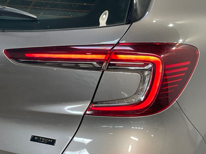 RENAULT CAPTUR 2023 - Photo n°8