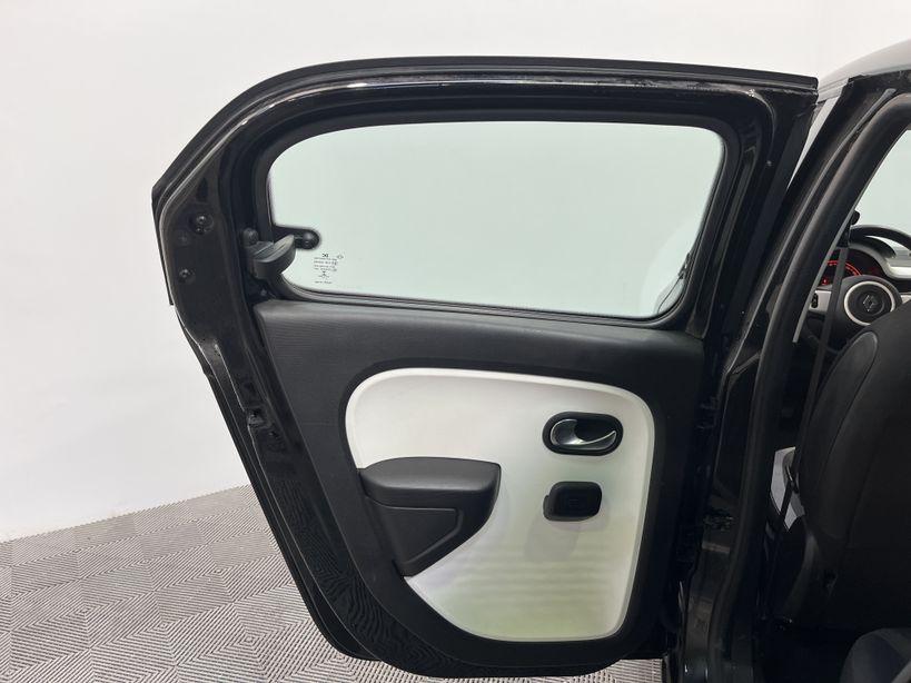 RENAULT TWINGO III 2017 - Photo n°31