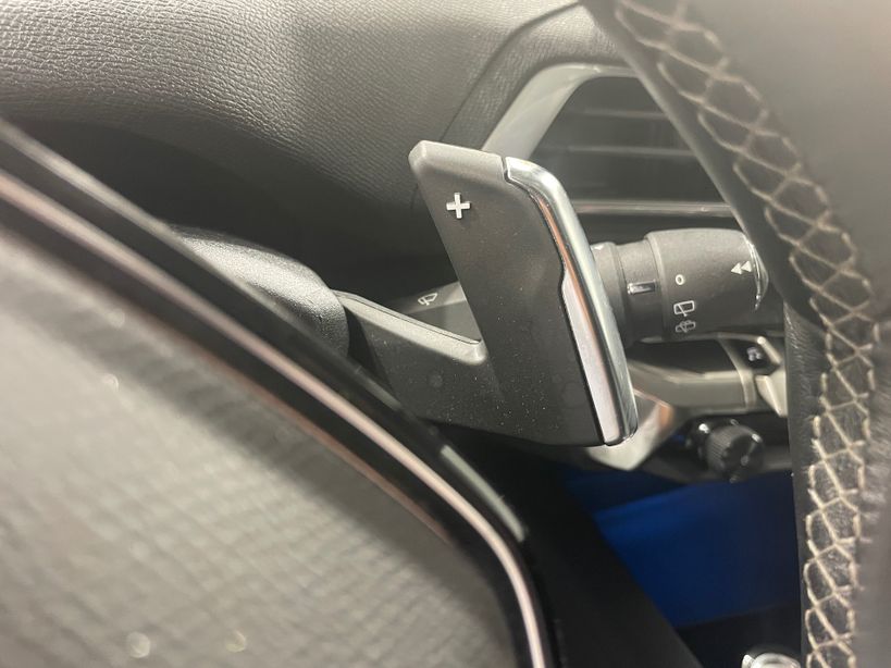 PEUGEOT 5008 2021 - Photo n°18