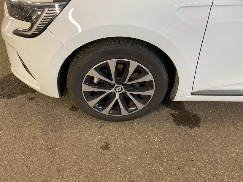 RENAULT CLIO V 2022 - Photo n°7