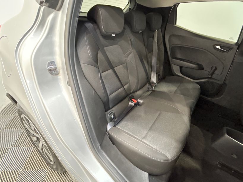 RENAULT CLIO V 2023 - Photo n°31