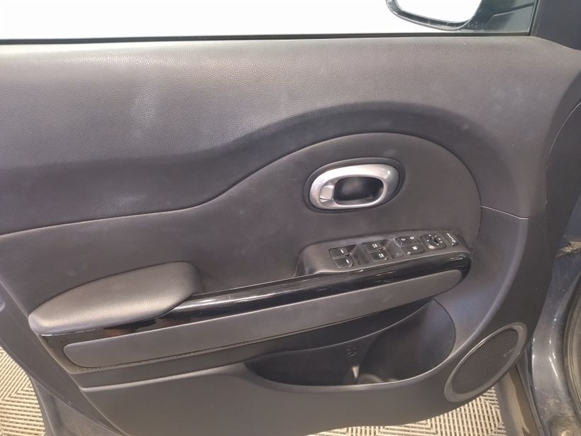 KIA SOUL 2016 - Photo n°9
