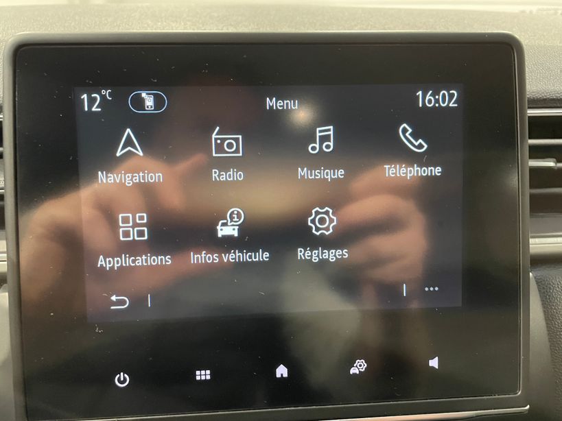 RENAULT CAPTUR 2021 - Photo n°18