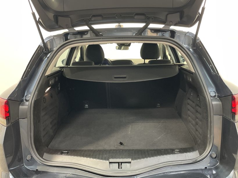 RENAULT MEGANE IV ESTATE 2021 - Photo n°52