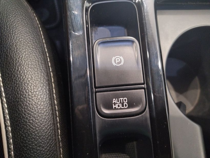 KIA XCEED HYBRIDE RECHARGEABLE 2021 - Photo n°28