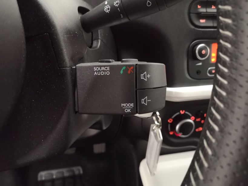 RENAULT TWINGO III 2019 - Photo n°12