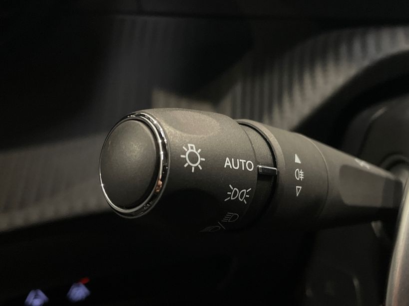 PEUGEOT 208 2023 - Photo n°32