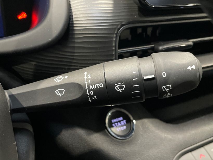 JEEP AVENGER 2025 - Photo n°30