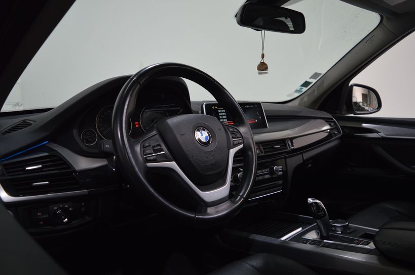 BMW X5 F15 2015 - Photo n°10