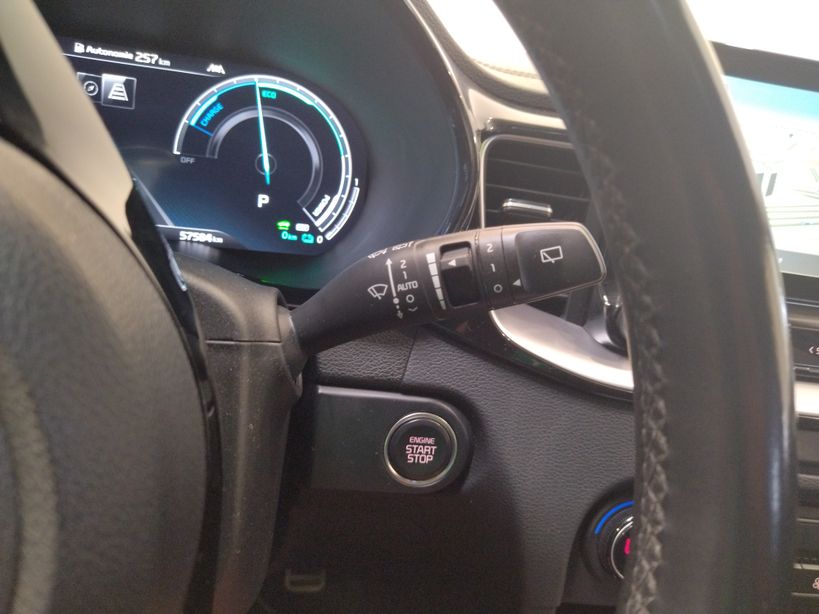 KIA XCEED HYBRIDE RECHARGEABLE 2021 - Photo n°25