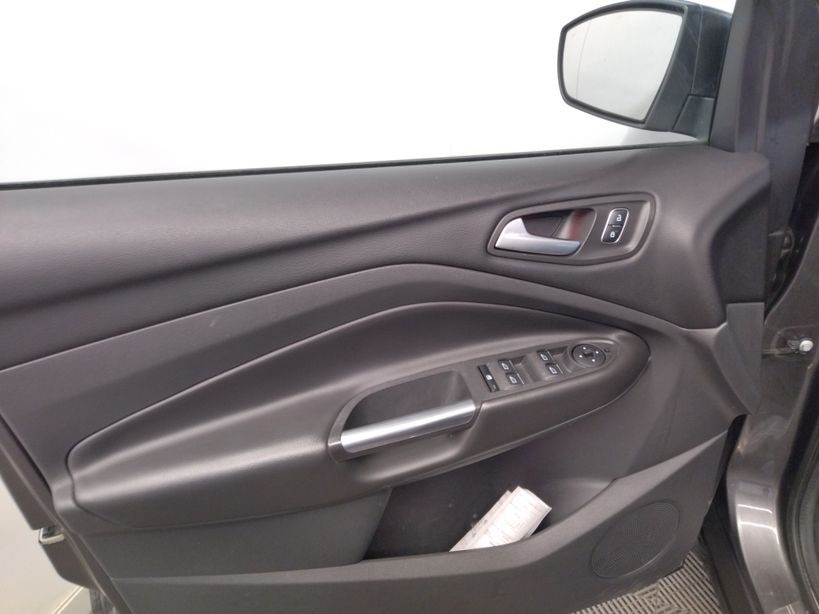 FORD KUGA 2018 - Photo n°10