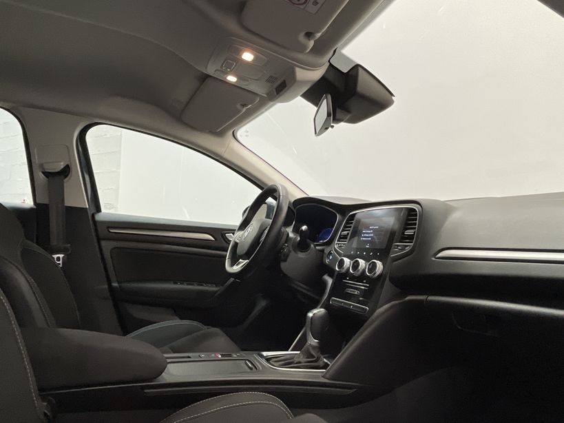 RENAULT MEGANE IV ESTATE 2021 - Photo n°24