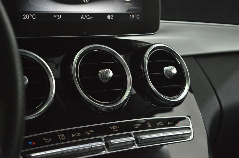 MERCEDES CLASSE C 2017 - Photo n°20