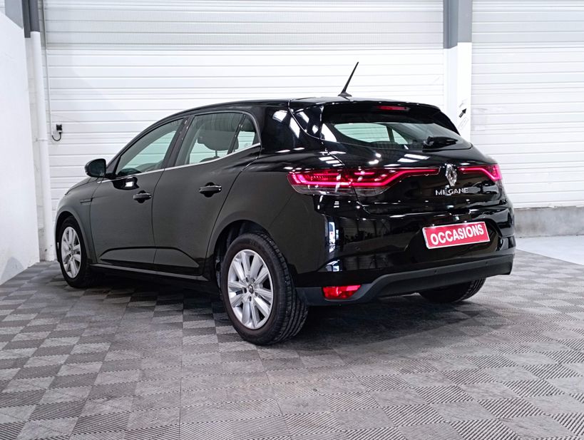 RENAULT MEGANE IV BERLINE 2021 - Photo n°8