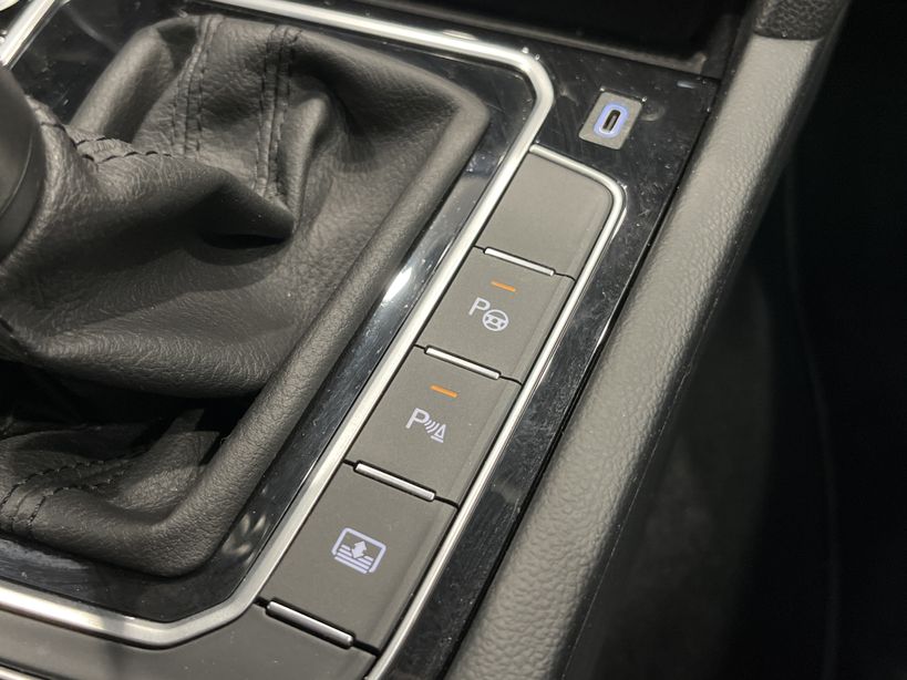 VOLKSWAGEN PASSAT BUSINESS 2019 - Photo n°20