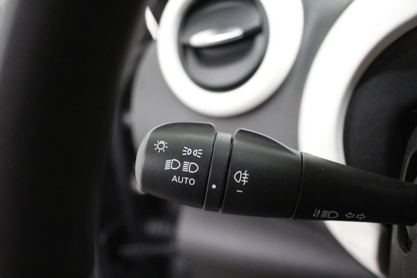 RENAULT TWINGO III 2021 - Photo n°18