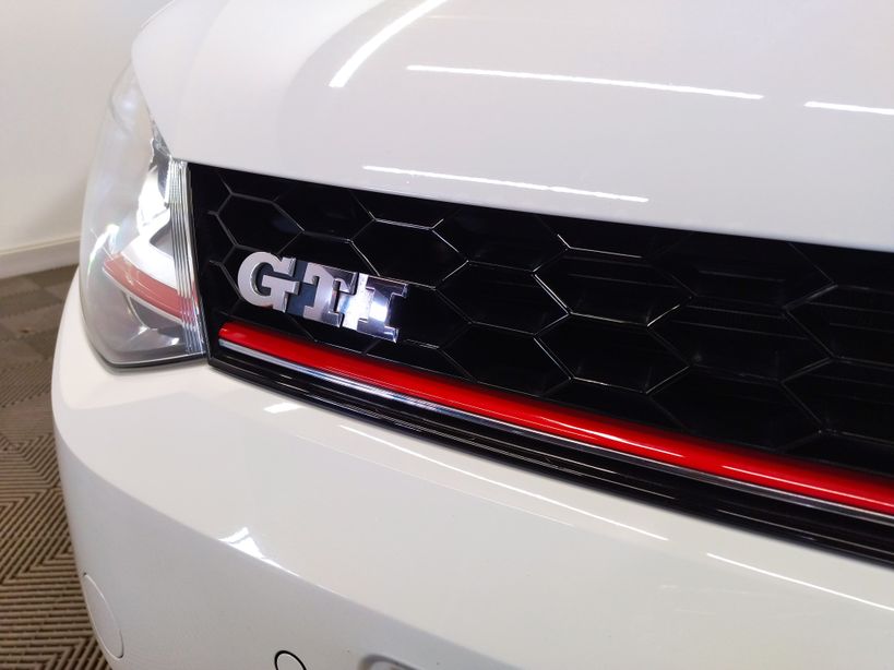 VOLKSWAGEN POLO 2016 - Photo n°3