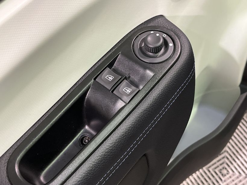 RENAULT TWINGO III 2020 - Photo n°31