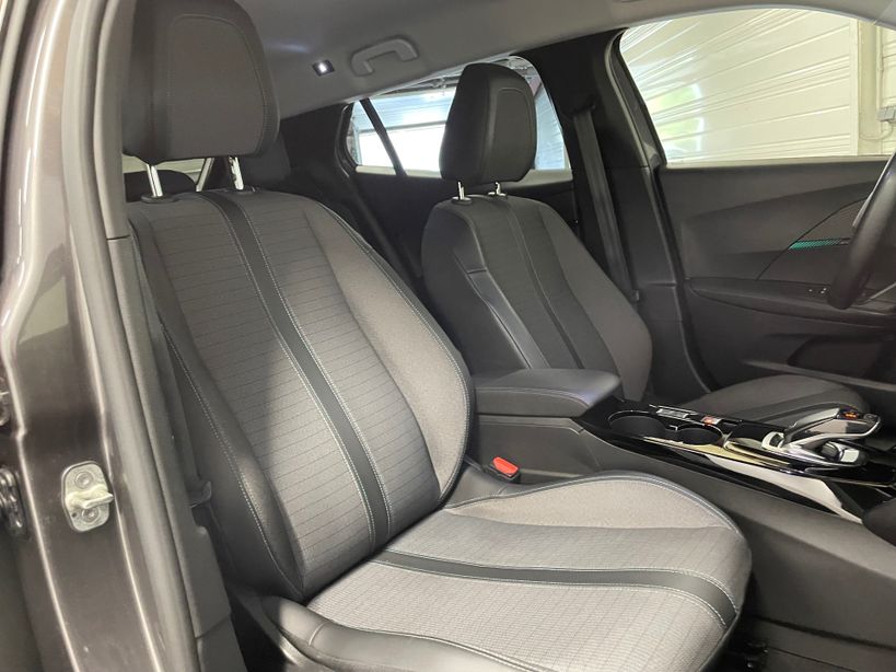 PEUGEOT 2008 2021 - Photo n°11