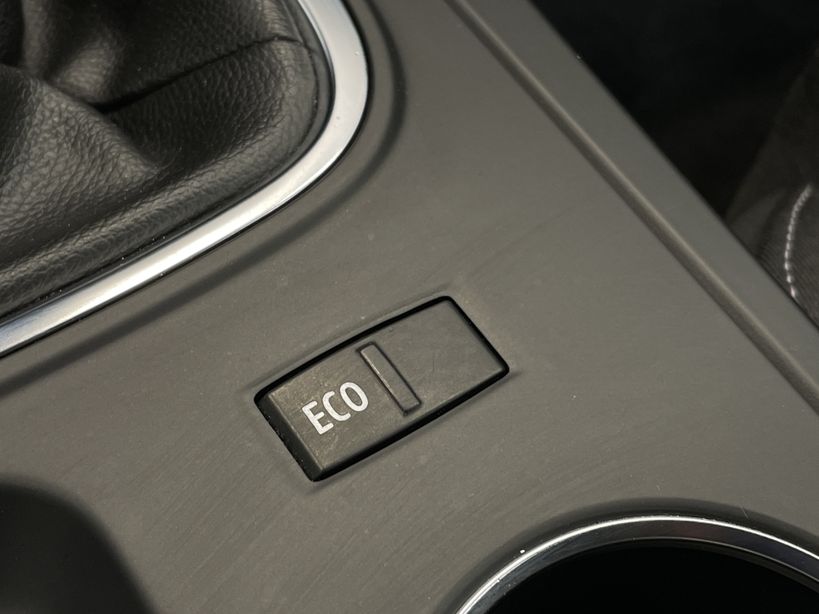 RENAULT MEGANE IV BERLINE 2022 - Photo n°20