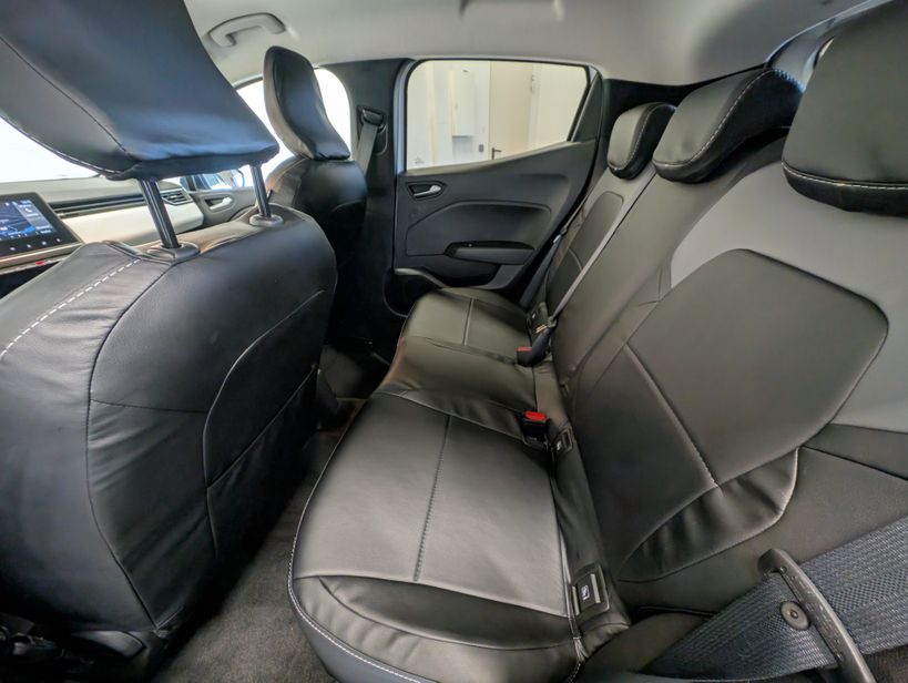 RENAULT CLIO V 2023 - Photo n°21