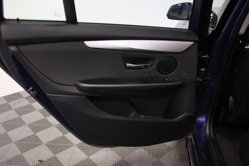 BMW SERIE 2 GRAN TOURER F46 2015 - Photo n°39
