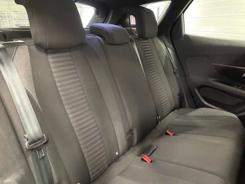 PEUGEOT 3008 2023 - Photo n°12
