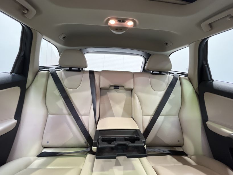 VOLVO XC60 2016 - Photo n°41