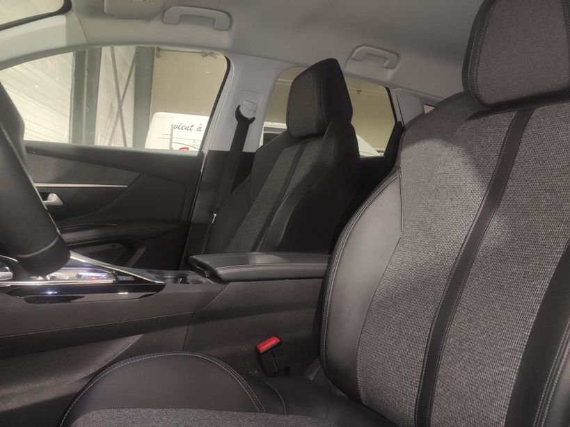 PEUGEOT 3008 BUSINESS 2019 - Photo n°12