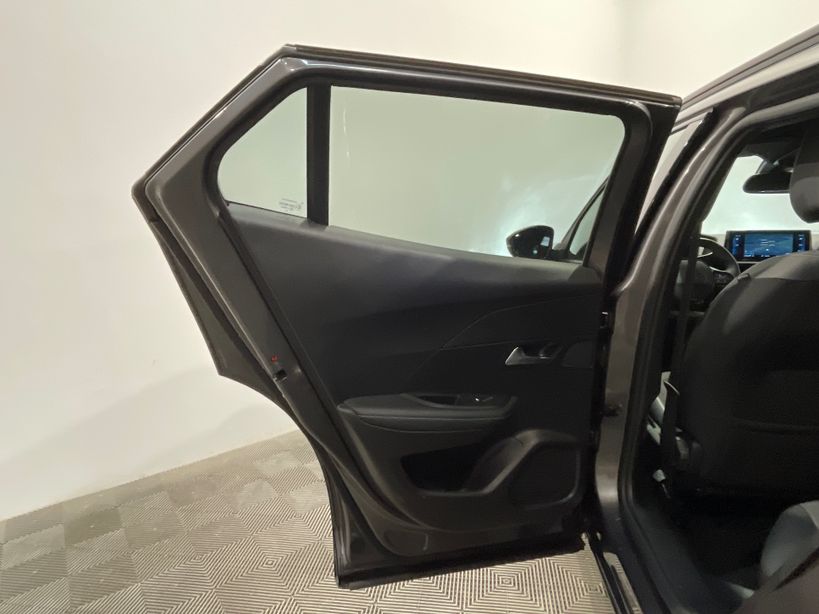 PEUGEOT 2008 2023 - Photo n°37
