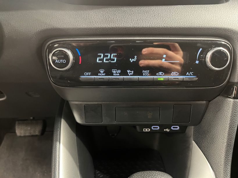 TOYOTA YARIS HYBRIDE 2025 - Photo n°22