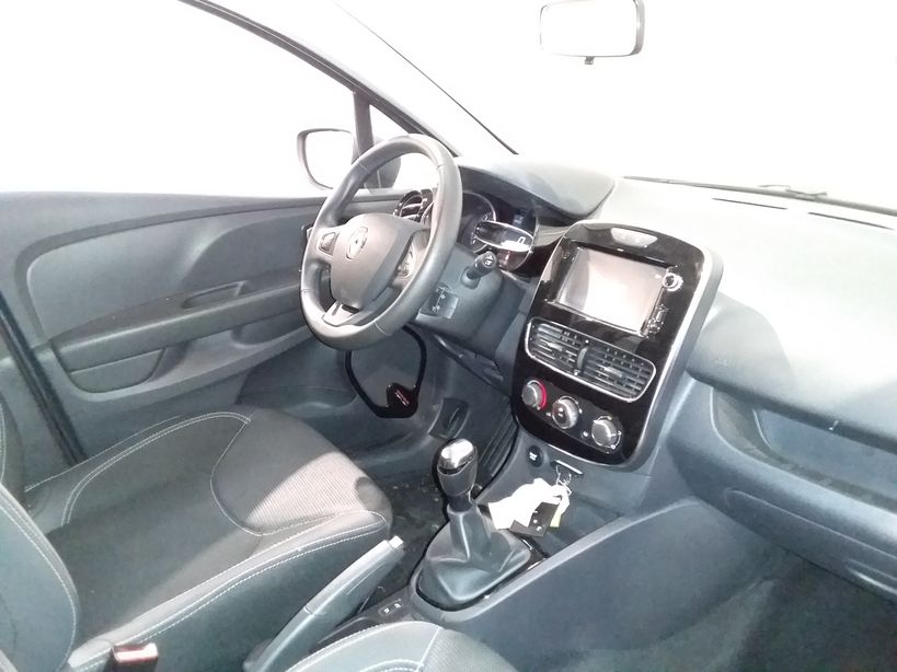 RENAULT CLIO IV BUSINESS 2017 - Photo n°5