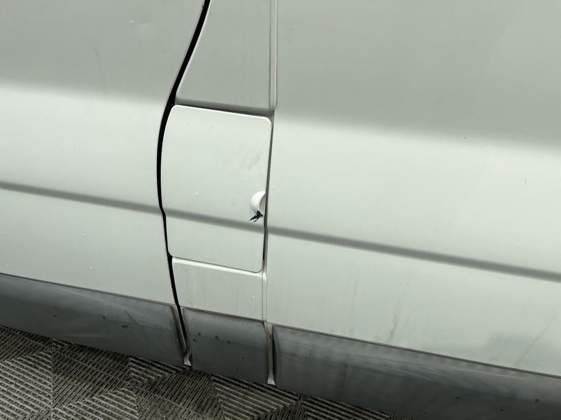 RENAULT TRAFIC FOURGON 2010 - Photo n°21