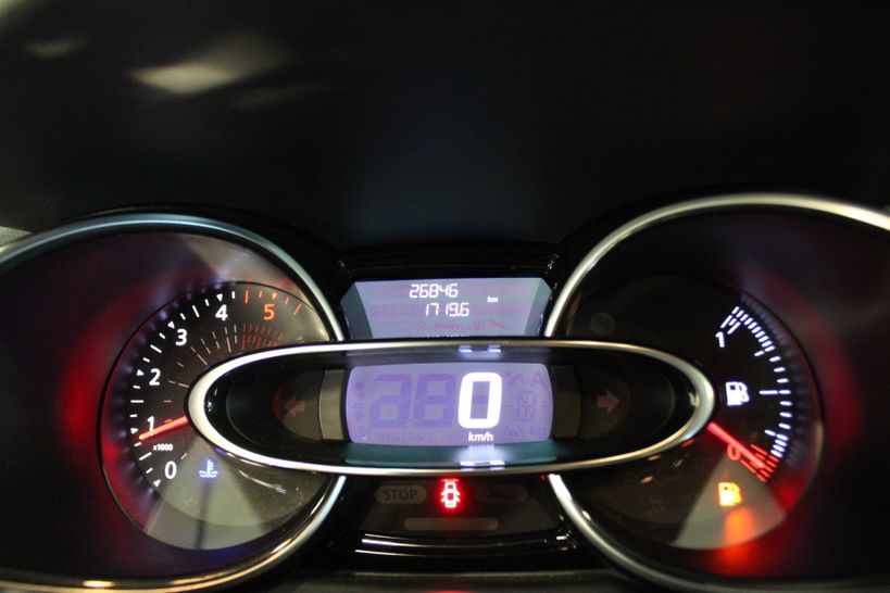 RENAULT CLIO IV ESTATE 2017 - Photo n°13