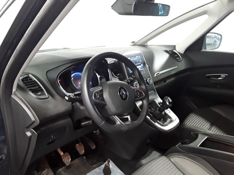 RENAULT GRAND SCENIC IV 2018 - Photo n°14
