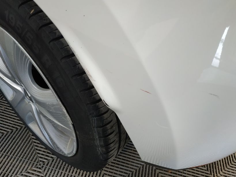 RENAULT CLIO IV BUSINESS 2015 - Photo n°4