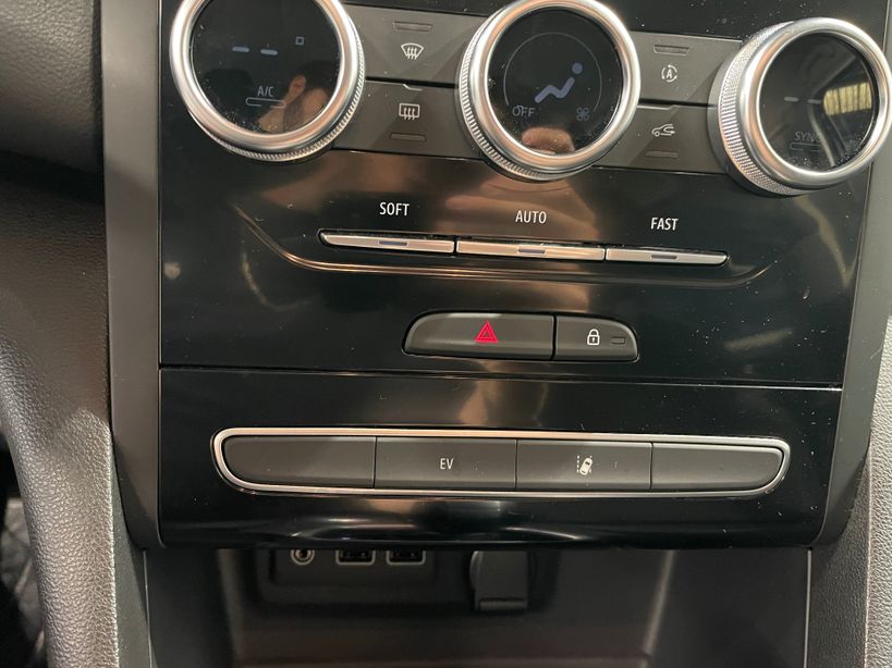 RENAULT MEGANE IV ESTATE 2021 - Photo n°25