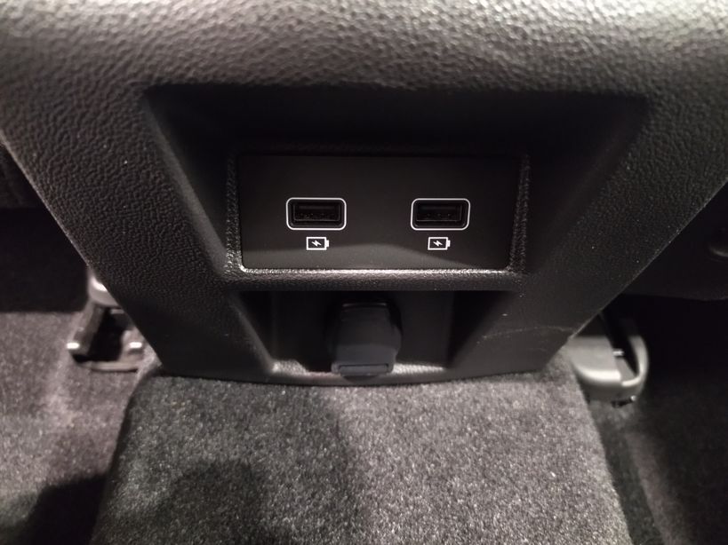 RENAULT MEGANE IV ESTATE 2021 - Photo n°31