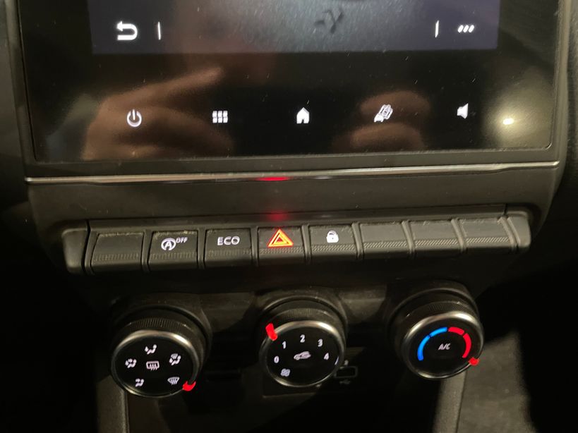 RENAULT CLIO V 2021 - Photo n°24