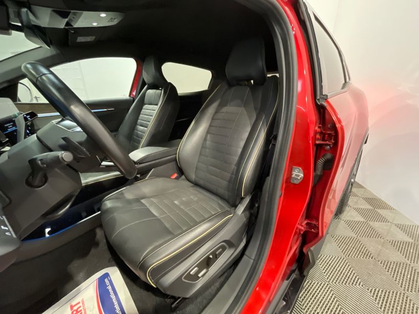 RENAULT MEGANE E TECH 2023 - Photo n°9