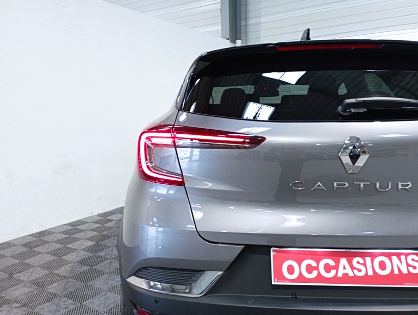 RENAULT CAPTUR 2021 - Photo n°10