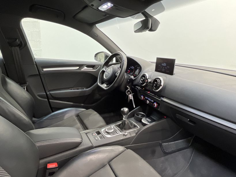 AUDI A3 SPORTBACK 2017 - Photo n°21
