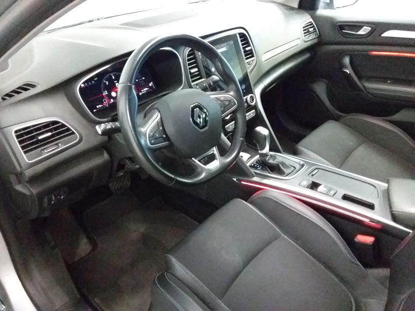 RENAULT MEGANE IV ESTATE 2021 - Photo n°12