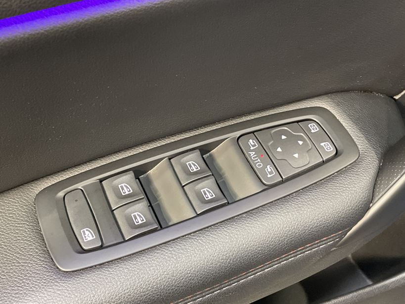 RENAULT MEGANE IV BERLINE 2021 - Photo n°31