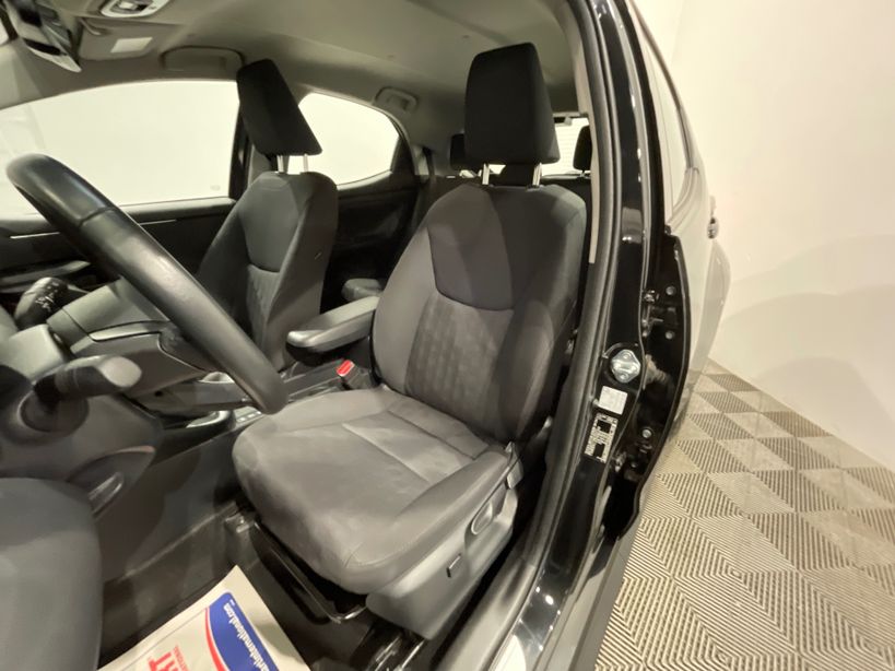 TOYOTA YARIS HYBRIDE 2025 - Photo n°9