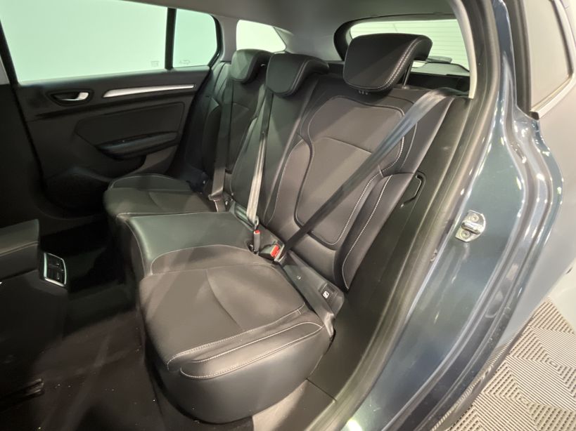 RENAULT MEGANE IV ESTATE 2021 - Photo n°9