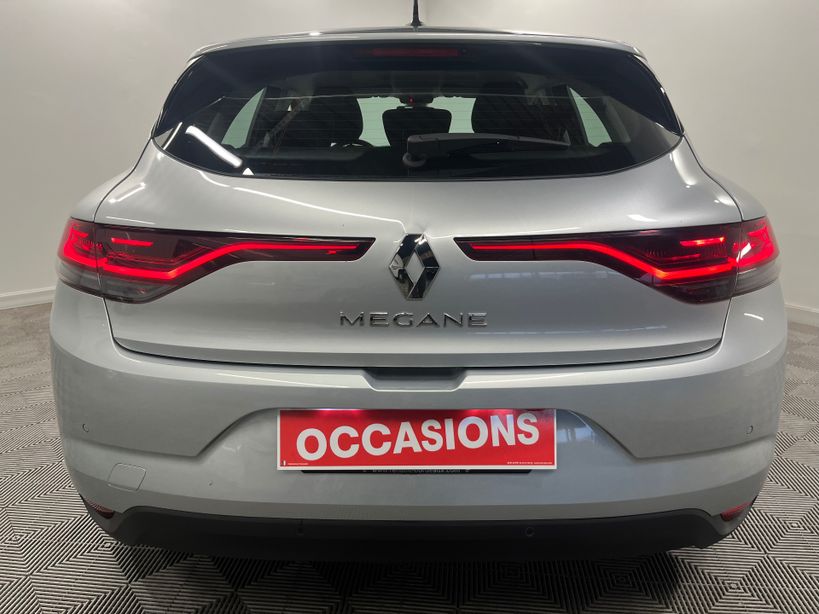 RENAULT MEGANE IV BERLINE 2023 - Photo n°5